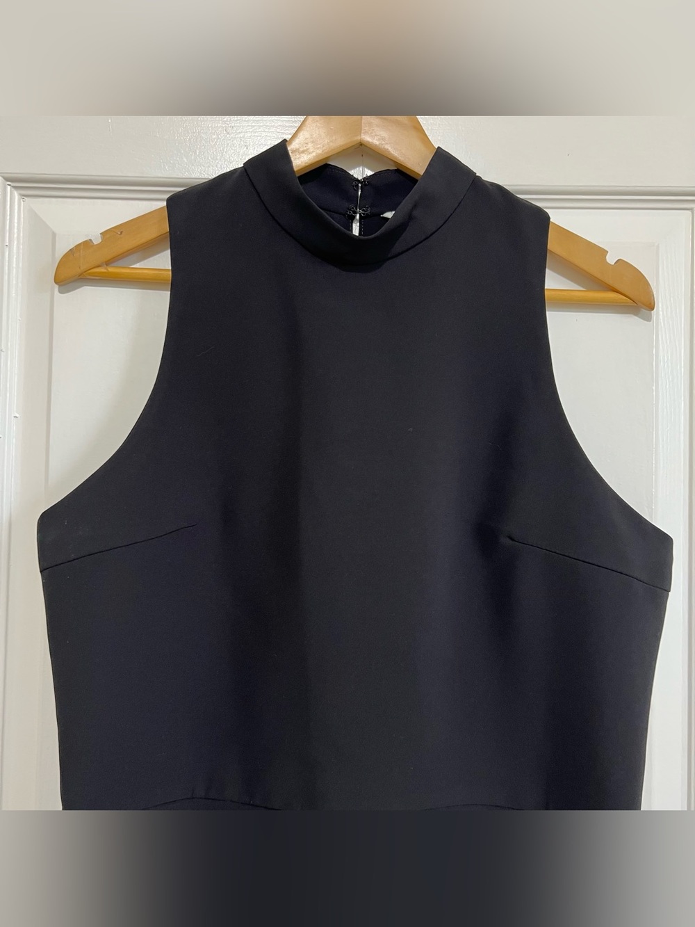 Amanda Uprichard Marshall Sleeveless Mock Neck Mini Dress in Black Size XL - Picture 3 of 14